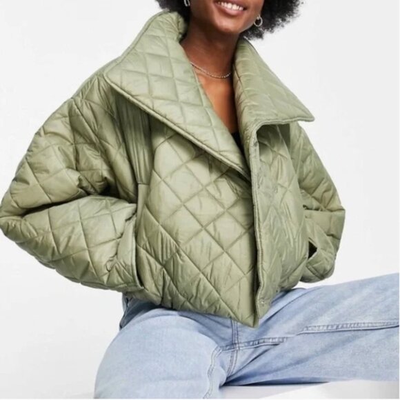 ASOS DESIGN Quilted Cropped Khaki Green Jacket Snap Front Women’s US Size 4 - Picture 1 of 7